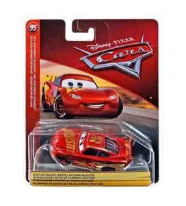 Obrazek Auta. Rust-Eze Racing Centre Lightning McQueen