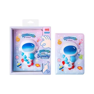 Bild von Notes mini 96k.Astronauta SQUISHY