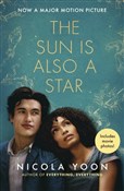 Zobacz : The Sun is... - Nicola Yoon