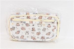 Obrazek Piórnik przybornik kapibary biały 21cm