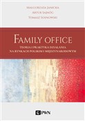 Książka : Family Off... - Małgorzata Janicka, Artur Sajnóg, Tomasz Sosnowski