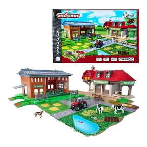 Bild von Farma z traktorem Majorette Creatix