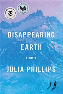 Obrazek Disappearing Earth: A novel